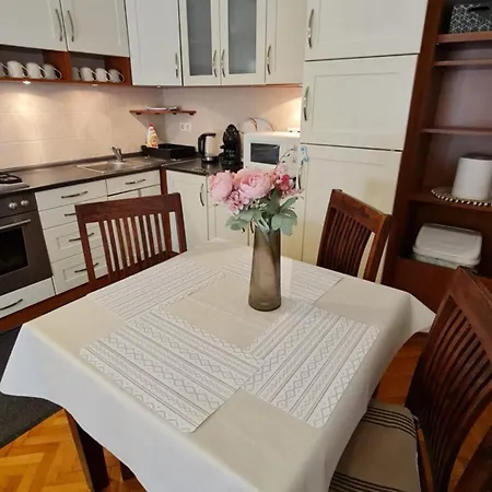 Apartman Zebra *